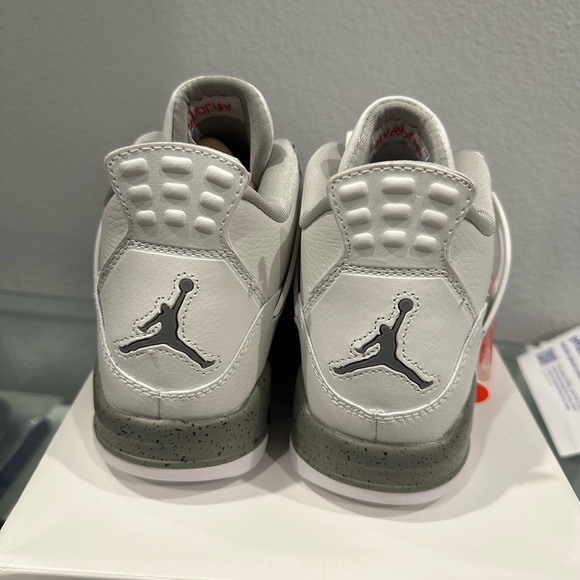 Jordan 4 Oreo size 10